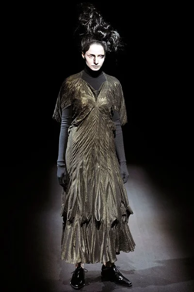 Look 40